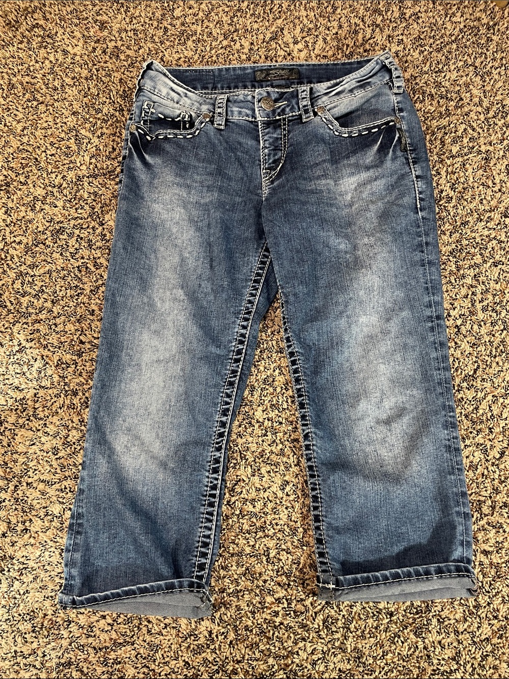 Silver Jeans Suki Flap Capri Low Rise Denim Woman’s Size 29 | EUC